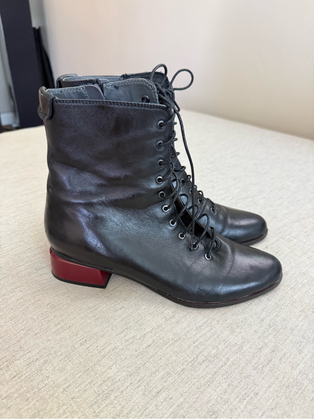 Moda Black Lace-Up Ankle Boots with Red Block Heel